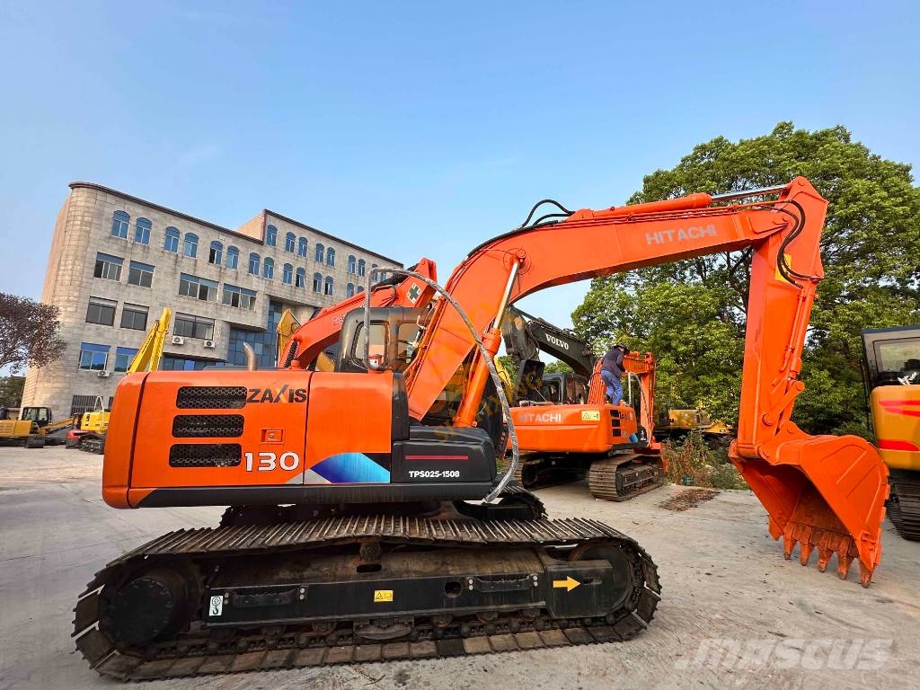 Hitachi ZX130-5A Raupenbagger