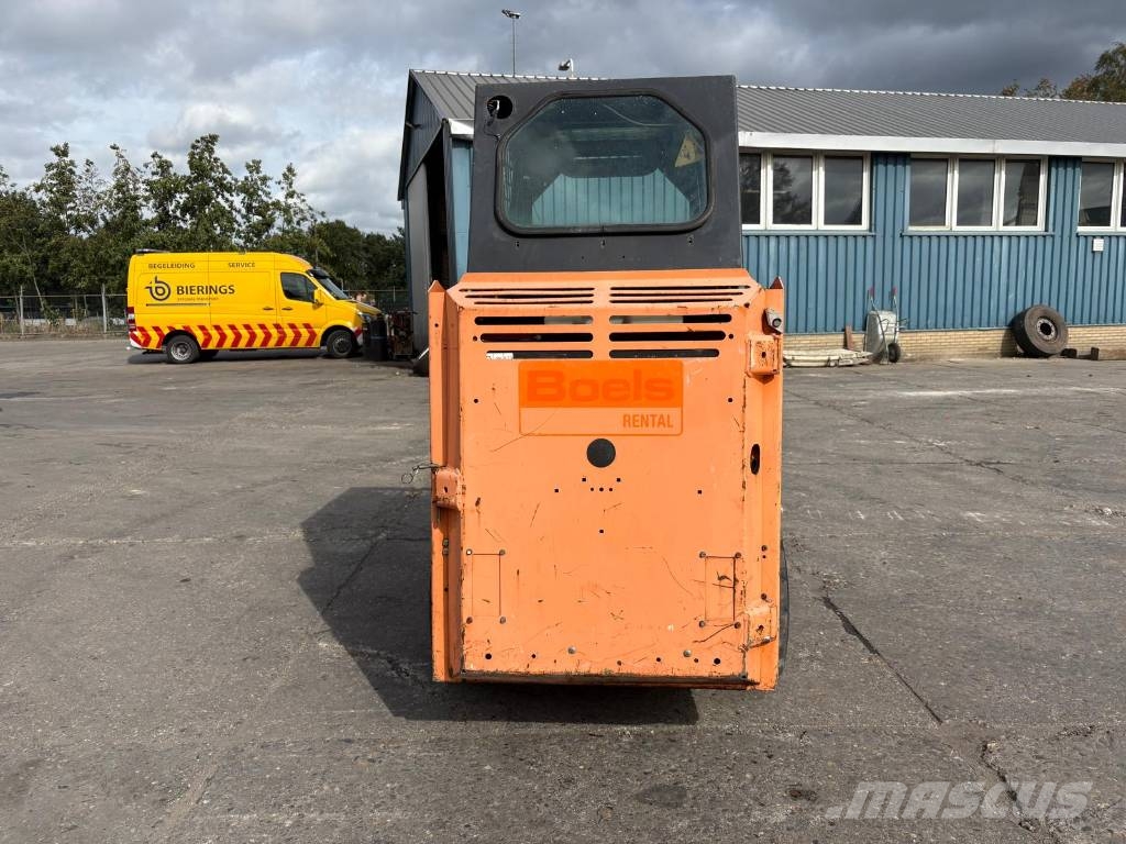 Bobcat S 70 bucket and forks Kompaktlader
