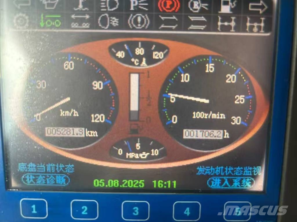 XCMG XCA160 Visurgājēji celtņi