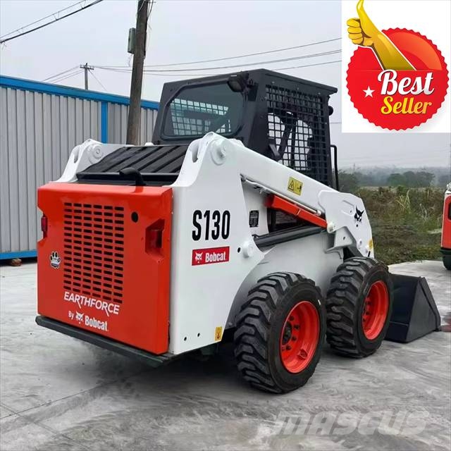 Bobcat S 130 لوادر انزلاقية التوجيه