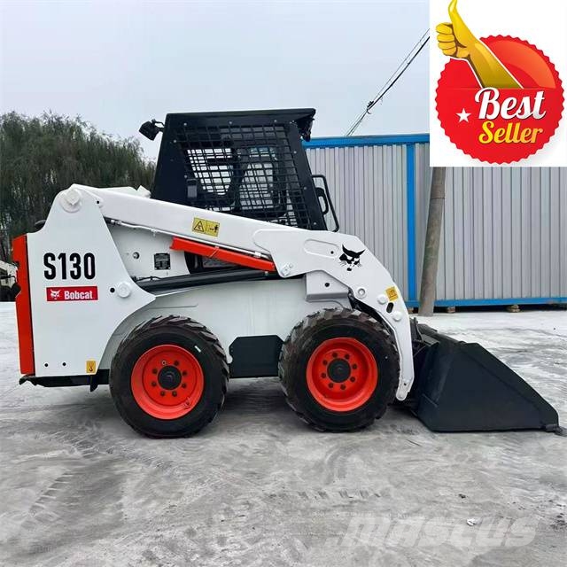 Bobcat S 130 لوادر انزلاقية التوجيه