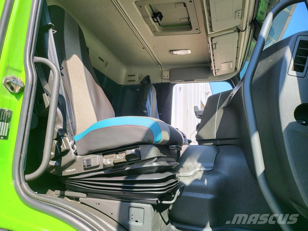 Volvo FM410 6X2 CARRIER SIDEOPENING Kølelastbiler