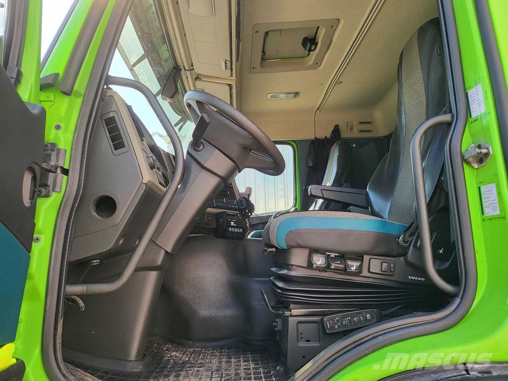 Volvo FM410 6X2 CARRIER SIDEOPENING Kølelastbiler