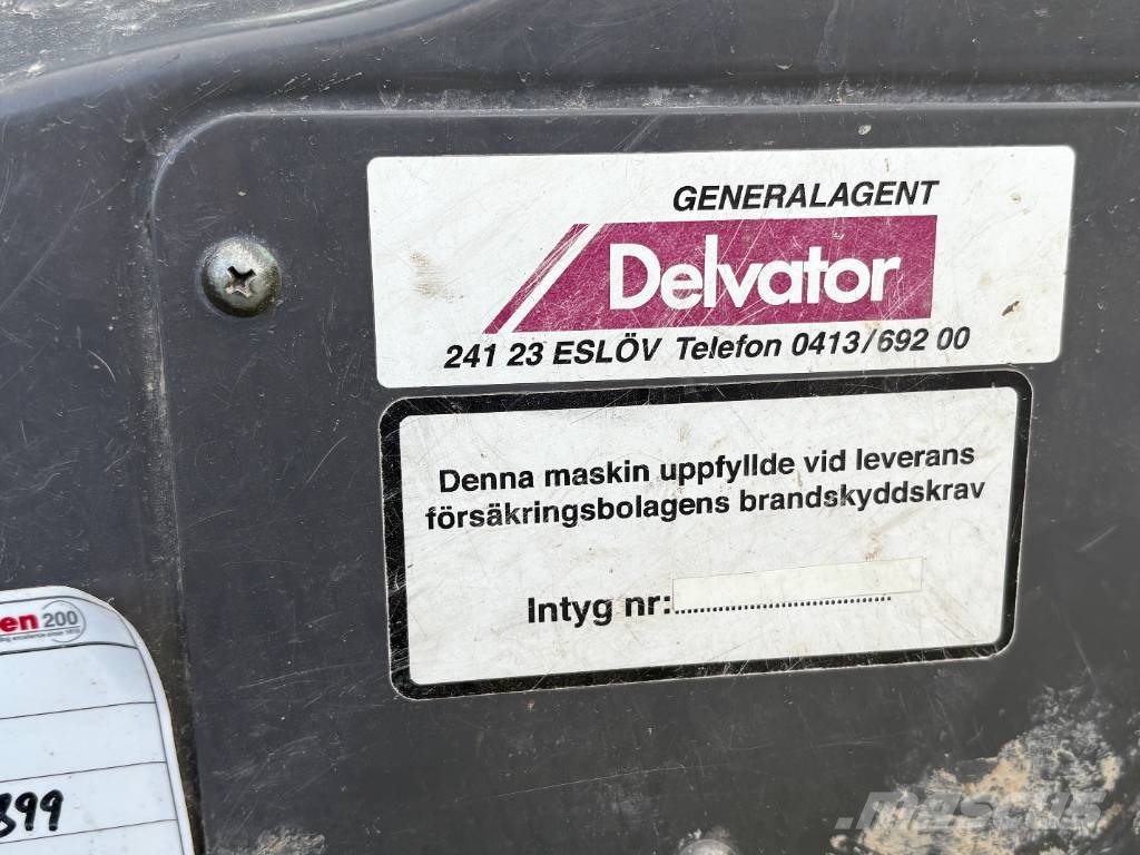 Hitachi ZX 250 LC-3 Bandgrävare