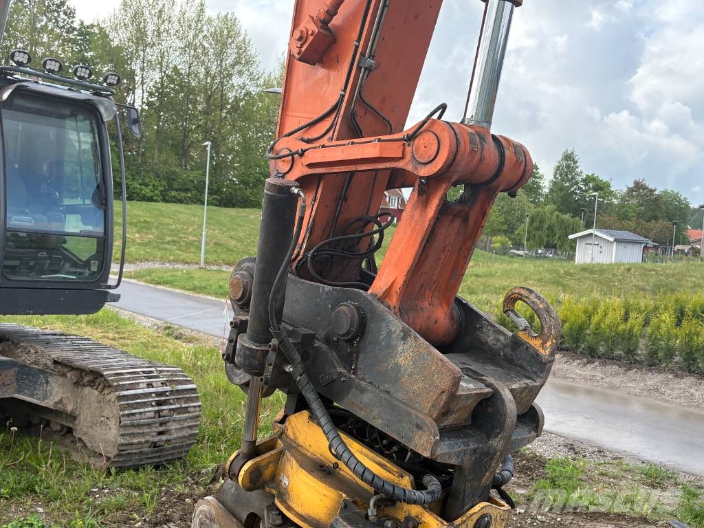 Hitachi ZX 250 LC-3 Bandgrävare