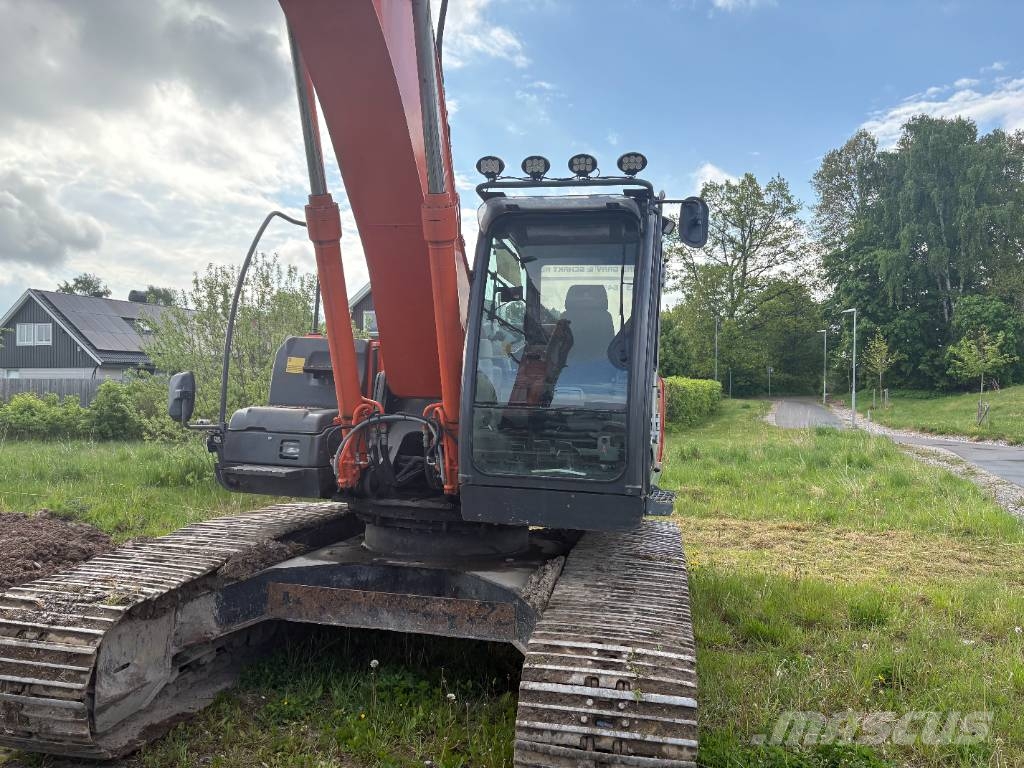 Hitachi ZX 250 LC-3 Bandgrävare