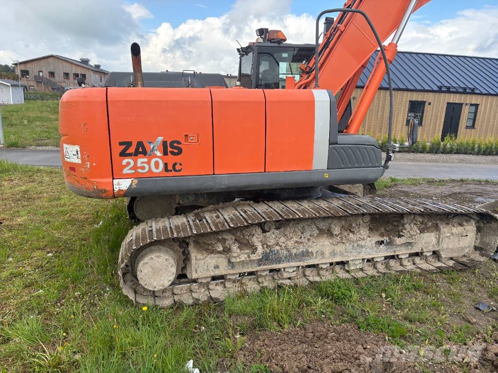 Hitachi ZX 250 LC-3 Bandgrävare