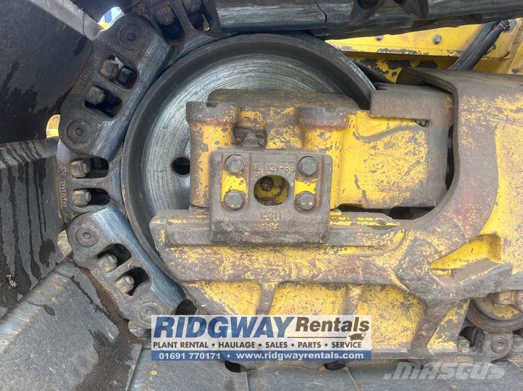 Komatsu D 61 PX-24 Buldozere pe senile