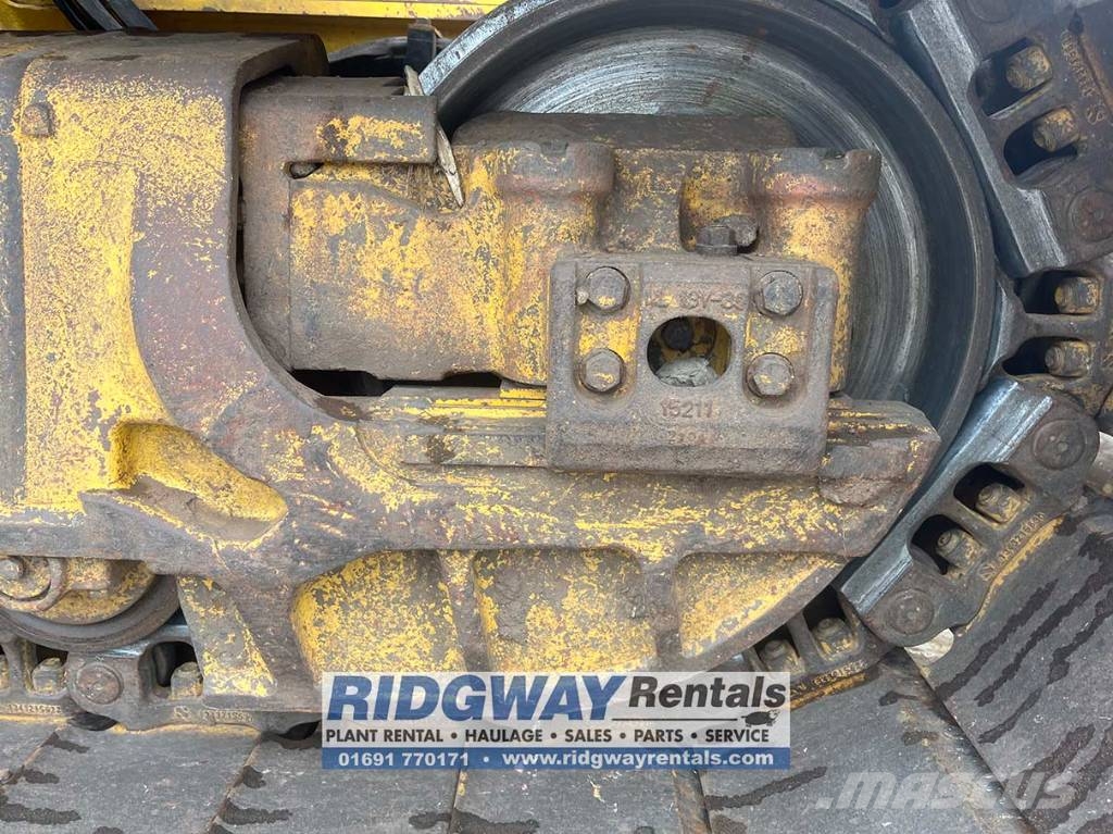 Komatsu D 61 PX-24 Buldozere pe senile