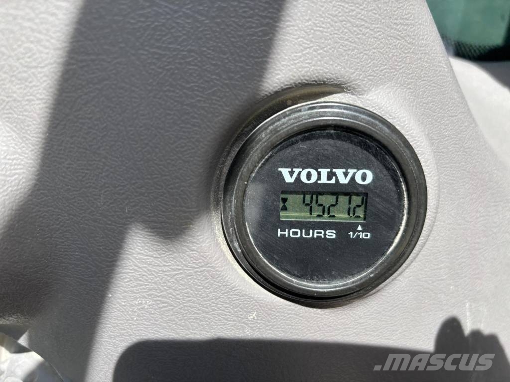 Volvo EC 250 ENL (Two buckets) Koparki gąsienicowe