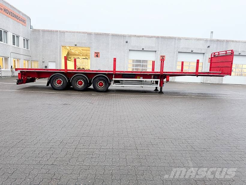 Kel-Berg Extendable / Ausziehbarer auflieger Vlakke laadvloeren