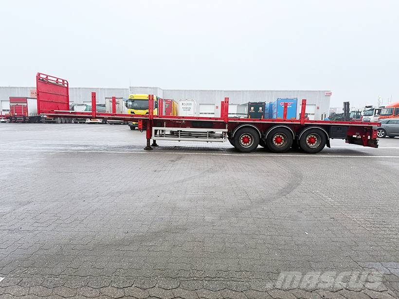 Kel-Berg Extendable / Ausziehbarer auflieger Vlakke laadvloeren