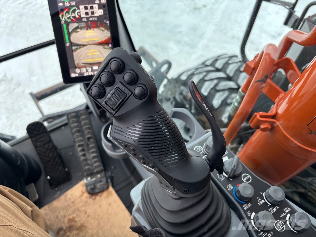 Hitachi ZX 155 W-7 / Rototilt, Rasvari, Lämmitin, StageV Εκσκαφείς με τροχούς - λάστιχα