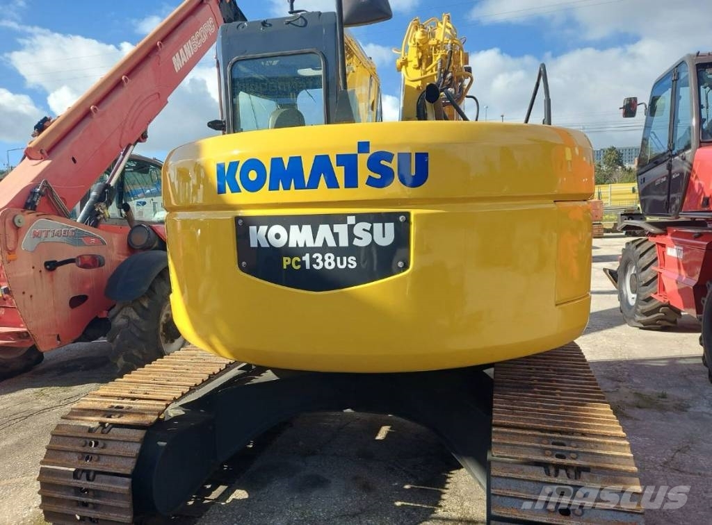 Komatsu PC 138 US حفارات زحافة