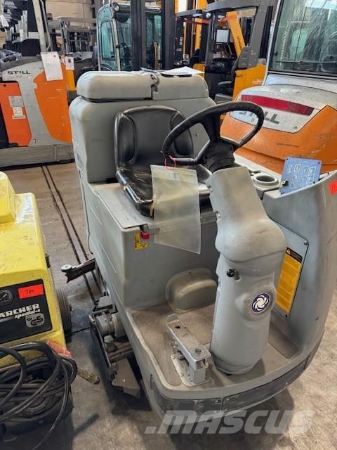 Nilfisk BR 950CS 扫地机