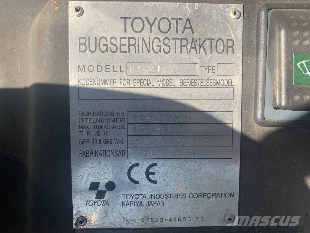 Toyota 2TD25 /02/ V-3840 EO Flughafenausrüstung