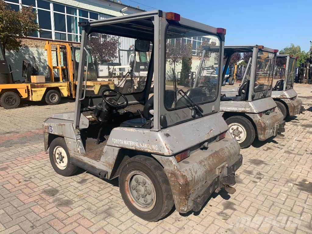Toyota 2TD25 /02/ V-3840 EO Flughafenausrüstung