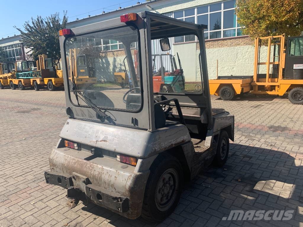 Toyota 2TD25 /02/ V-3840 EO Flughafenausrüstung