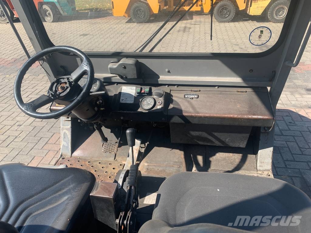 Toyota 2TD25 /02/ V-3840 EO Flughafenausrüstung