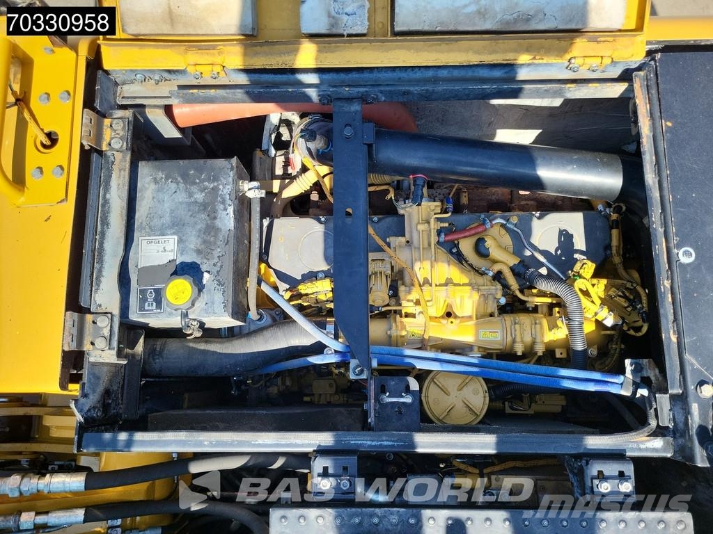 CAT MH3024 Dutch Machine Manejadores de residuos industriales