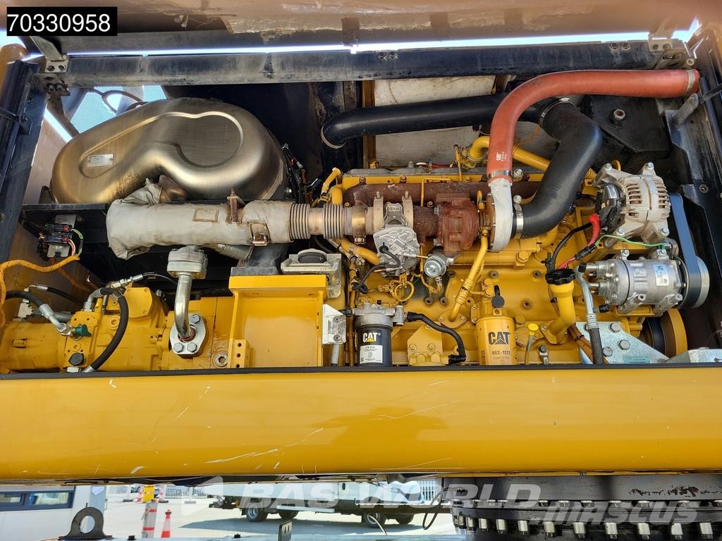 CAT MH3024 Dutch Machine Manejadores de residuos industriales