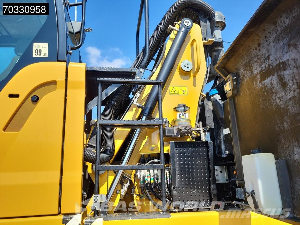 CAT MH3024 Dutch Machine Manejadores de residuos industriales
