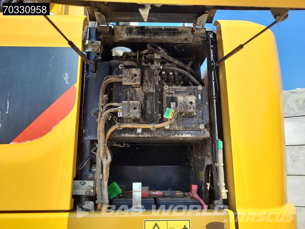 CAT MH3024 Dutch Machine Manejadores de residuos industriales
