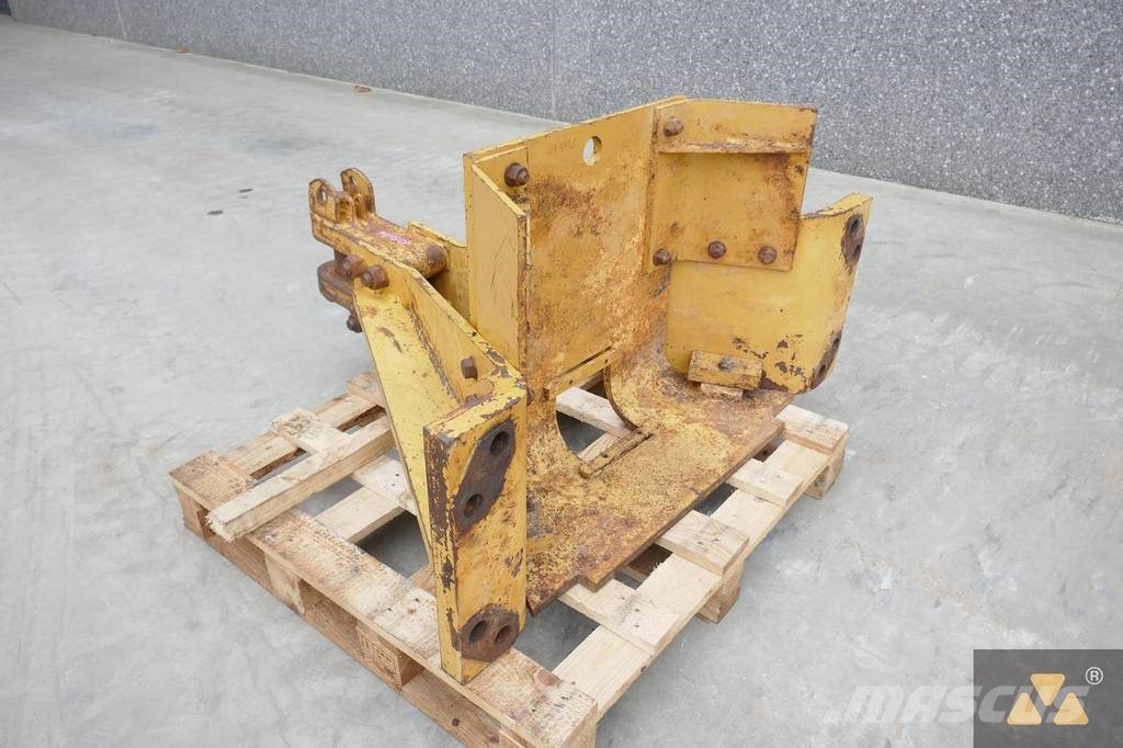 CAT D8T/D8R Drawbar Други компоненти