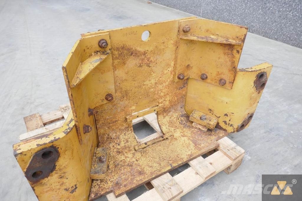 CAT D8T/D8R Drawbar Други компоненти