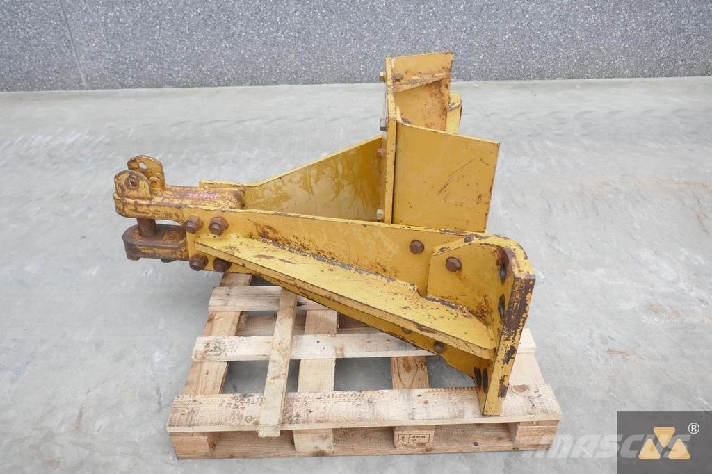 CAT D8T/D8R Drawbar Други компоненти