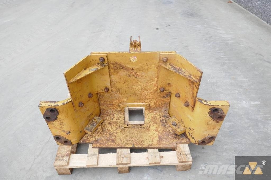 CAT D8T/D8R Drawbar Други компоненти