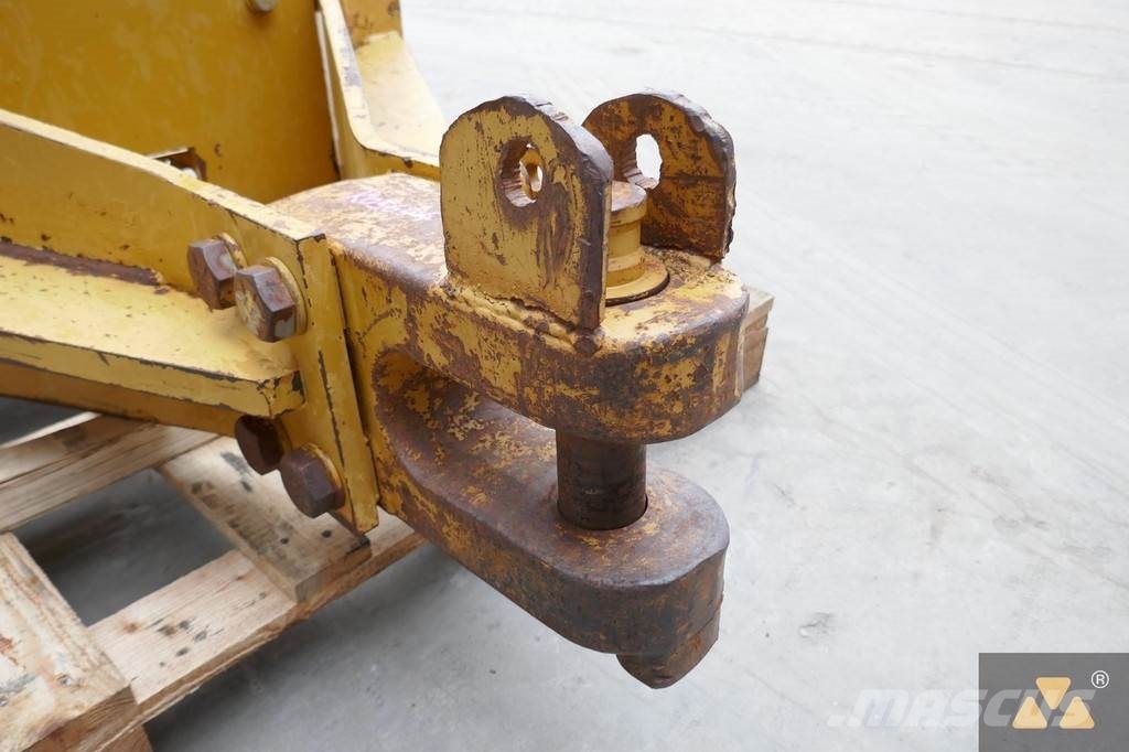 CAT D8T/D8R Drawbar Други компоненти