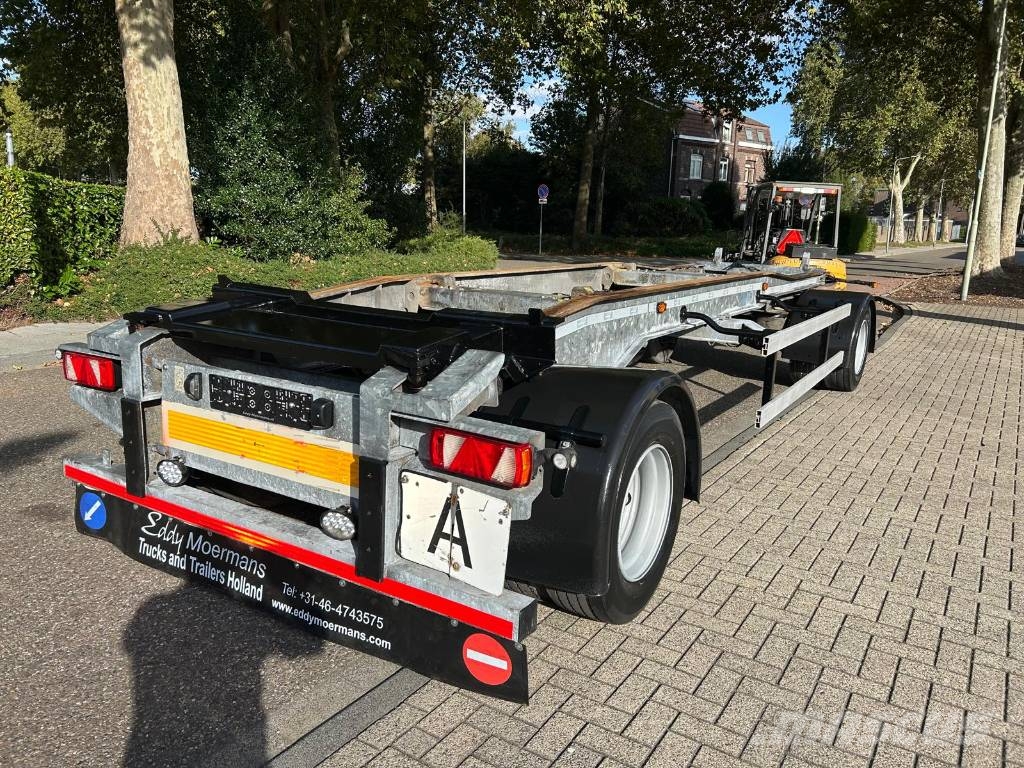 Muller Mitteltal RST 18 Containeranhänger