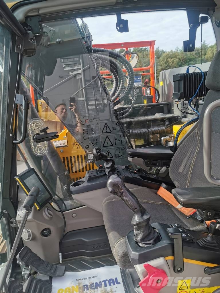 Volvo ECR 145 EL Telakaivukoneet
