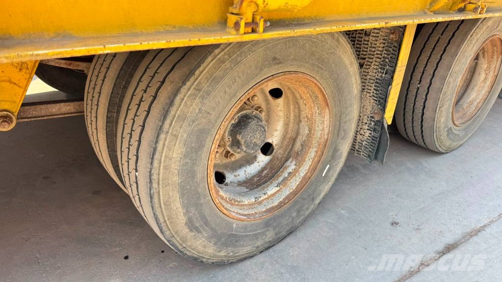 Schwarzmüller B3 - 3-AXLE TRAILER Semirremolques de volteo