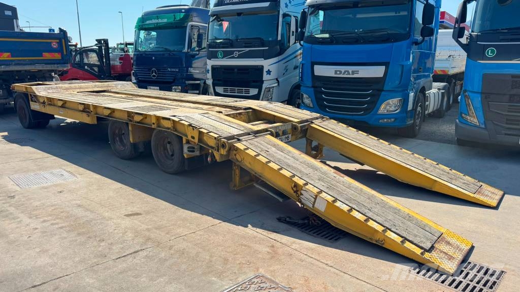 Schwarzmüller B3 - 3-AXLE TRAILER Semirremolques de volteo