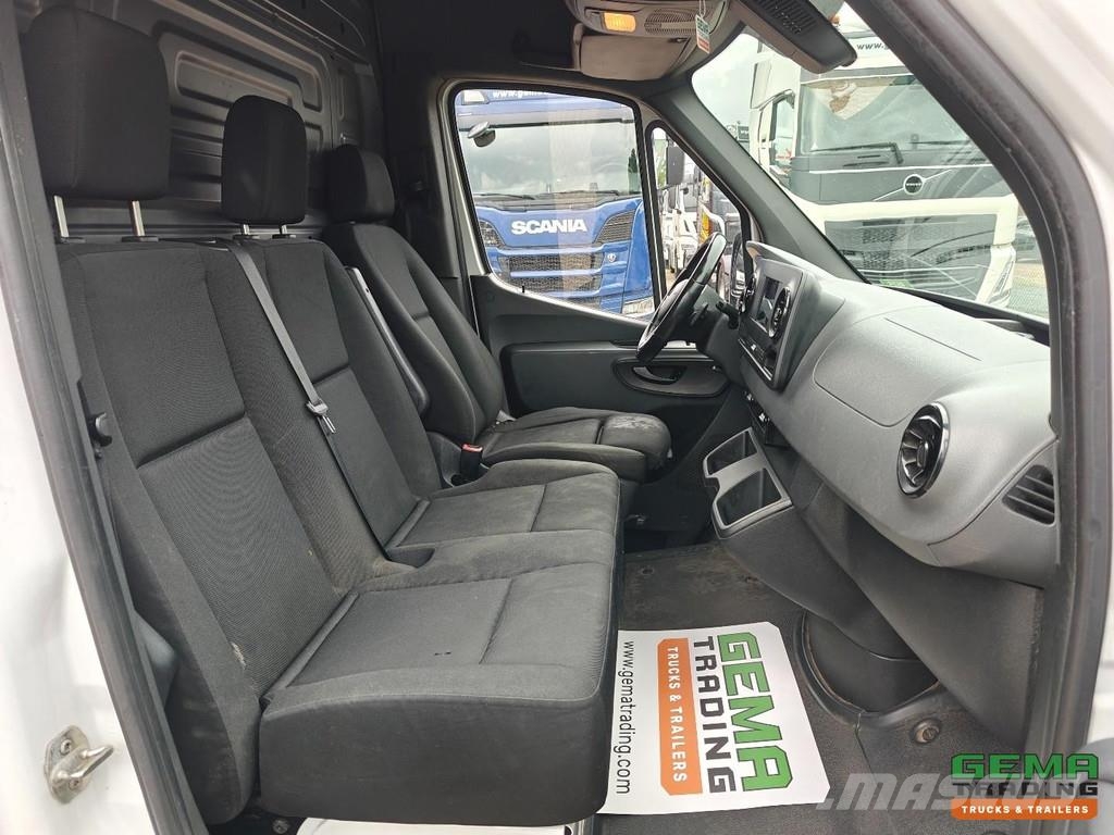Mercedes-Benz Sprinter 314CDI 4x2 Euro6ZF L2H2 - Automatic - Rev Furgonetas cerradas