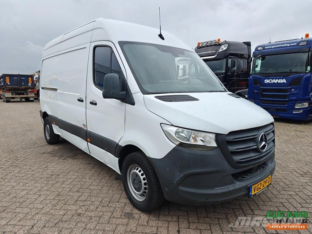 Mercedes-Benz Sprinter 314CDI 4x2 Euro6ZF L2H2 - Automatic - Rev Furgonetas cerradas