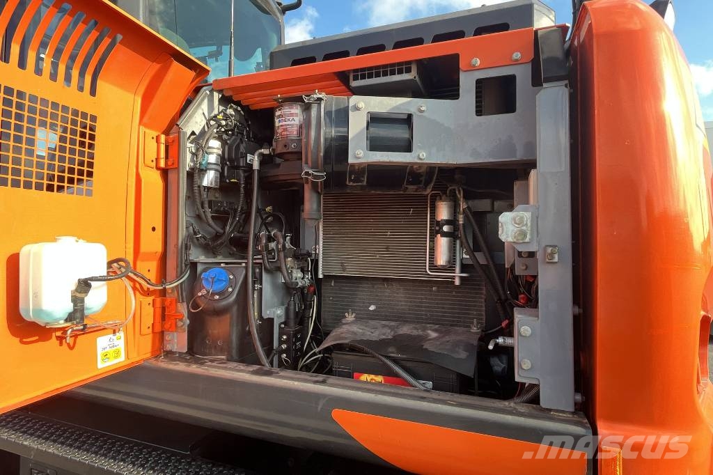 Hitachi ZX 140 W-6 Ekskavatori uz riteņiem