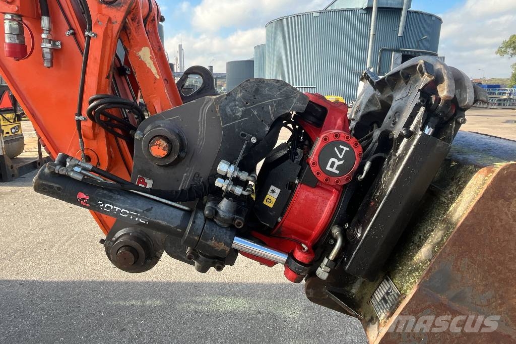 Hitachi ZX 140 W-6 Ekskavatori uz riteņiem