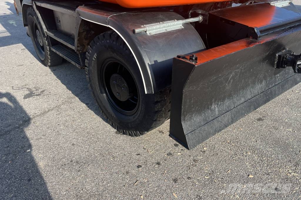 Hitachi ZX 140 W-6 Ekskavatori uz riteņiem