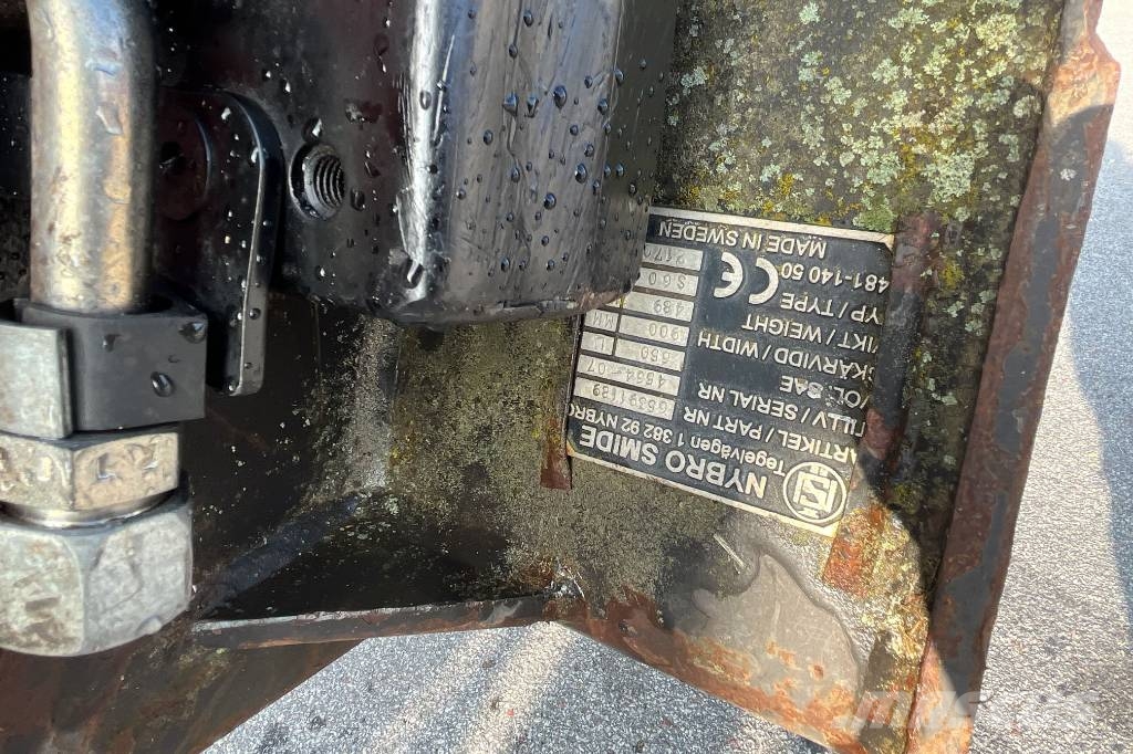 Hitachi ZX 140 W-6 Ekskavatori uz riteņiem