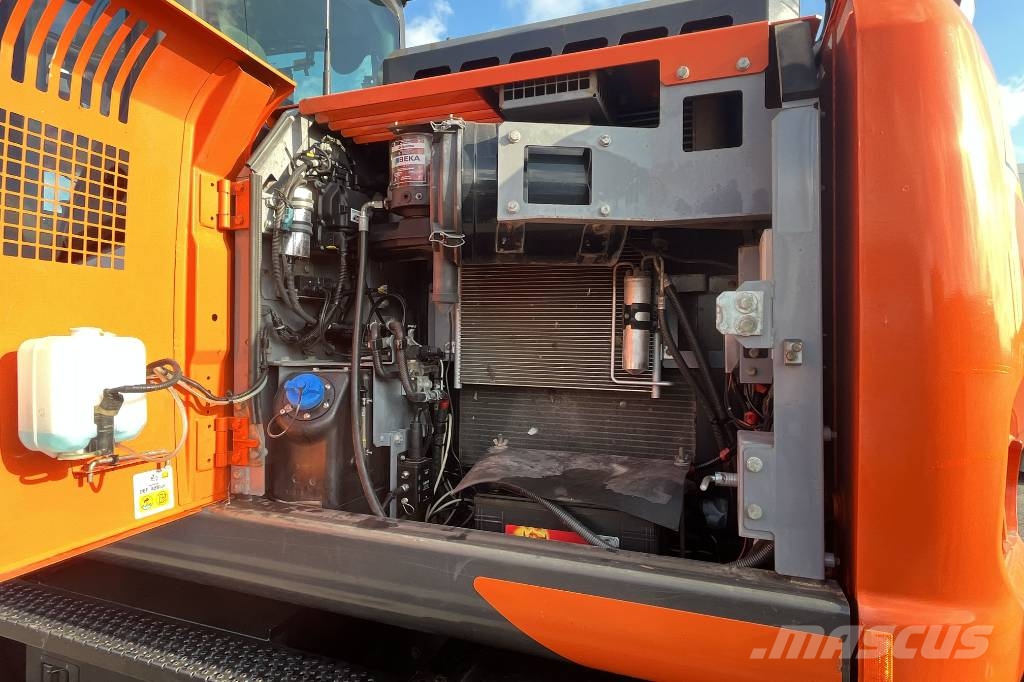 Hitachi ZX 140 W-6 Ekskavatori uz riteņiem