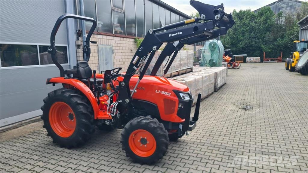 Kubota L1-382 DW EC Quicke C13S Manjši traktorji