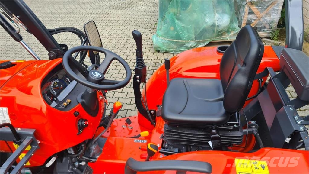Kubota L1-382 DW EC Quicke C13S Manjši traktorji