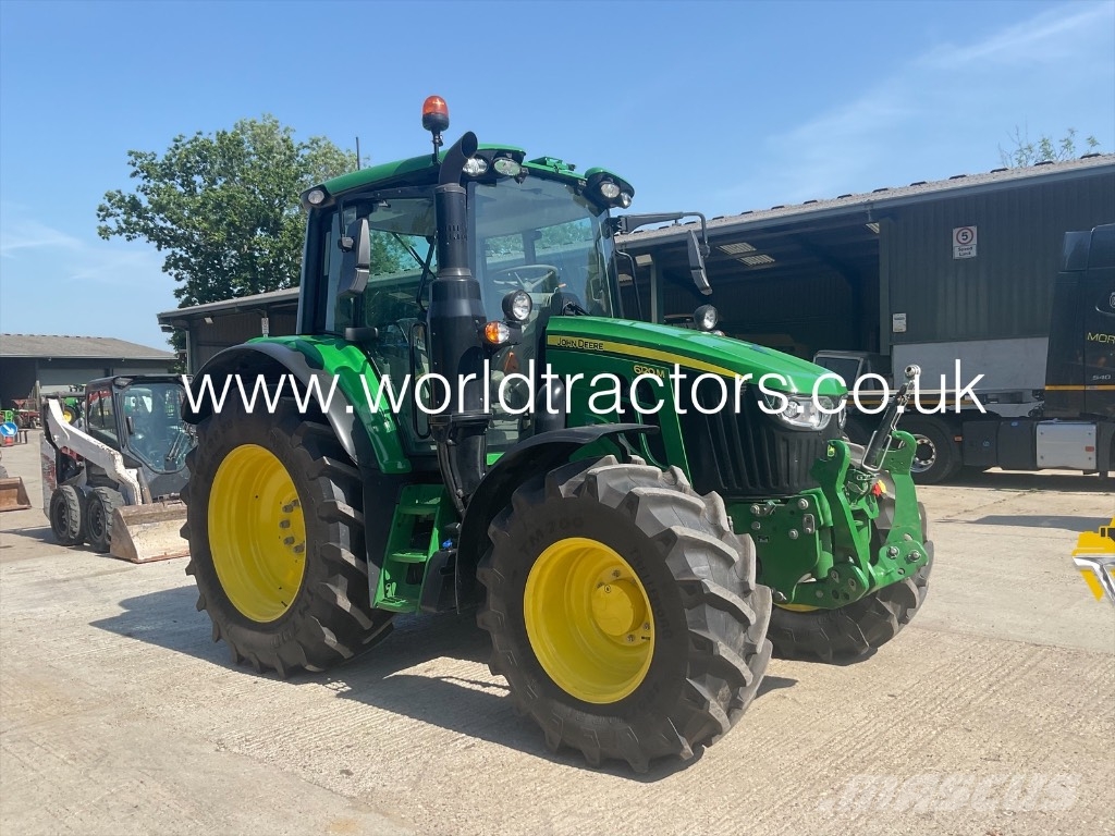 John Deere 6120 M Traktori