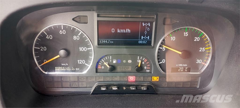 Mercedes-Benz ATEGO 1226 AF Camiones con caja de remolque