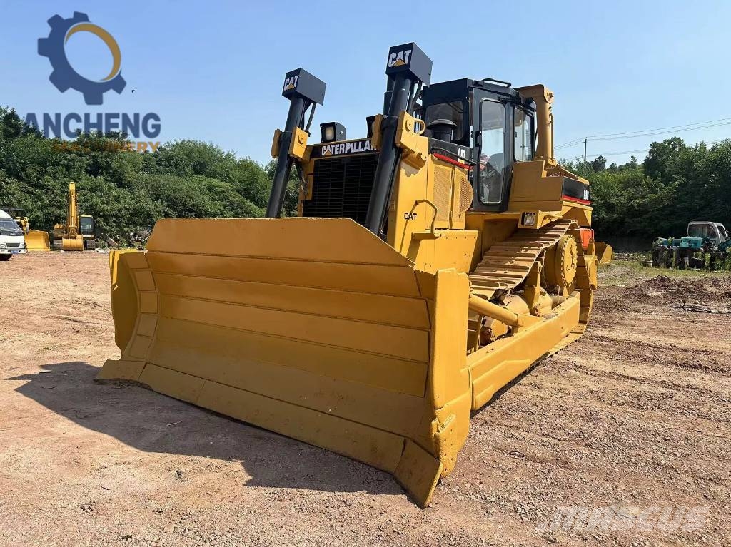 CAT D8R ブルドーザー