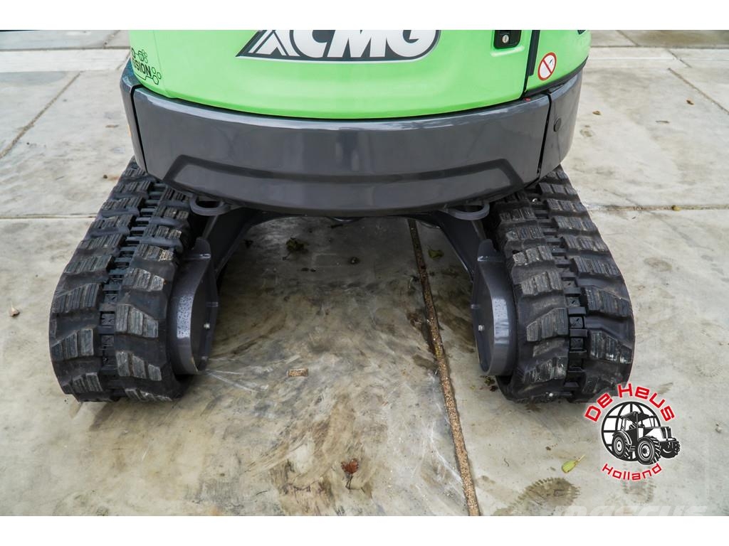XCMG XE27E CR-EV Automašīnas