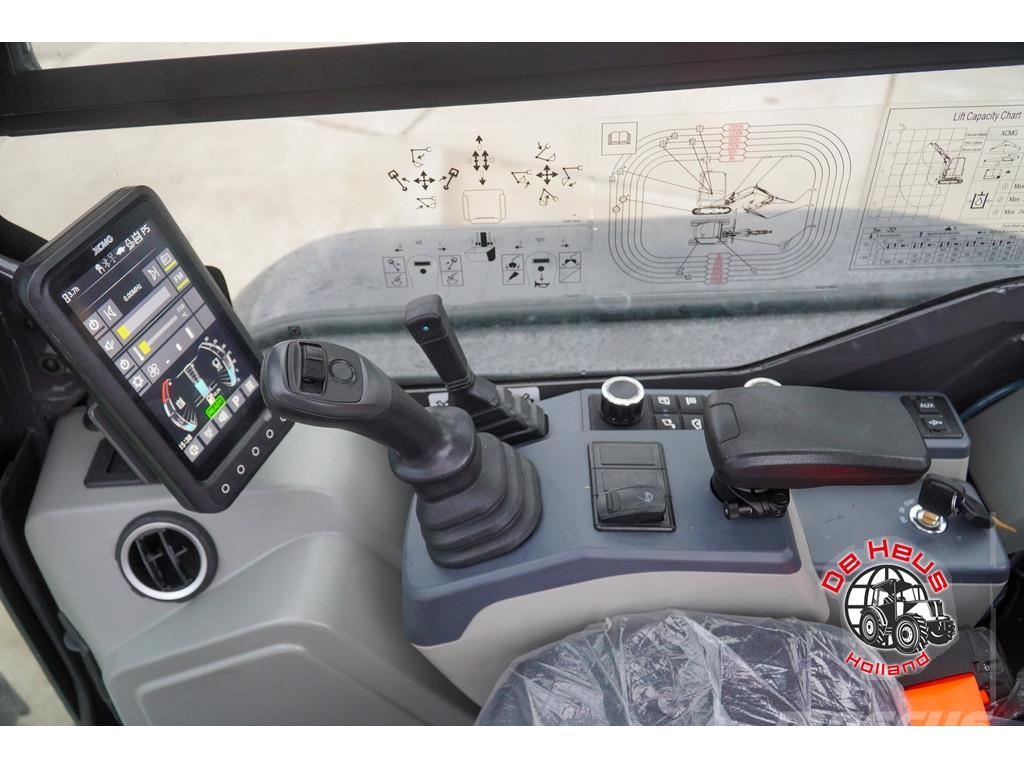 XCMG XE27E CR-EV Automašīnas